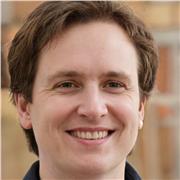 Wenn du Schwierigkeiten in Physik hast, kann ich dir als erfahrener Nachhilfelehrer in Leipzig dabei helfen, die Konzepte zu verstehen